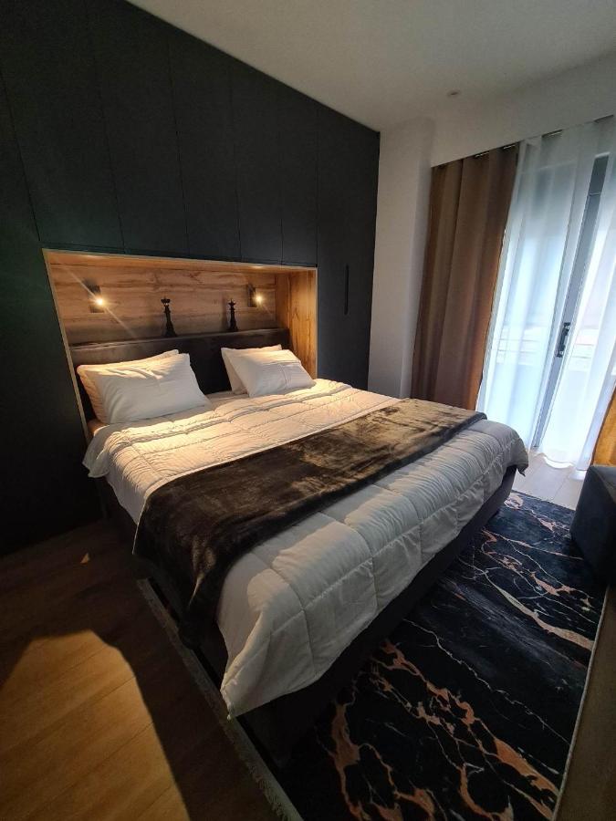 Grey Luxury Apartment Gjirokaster Exterior photo